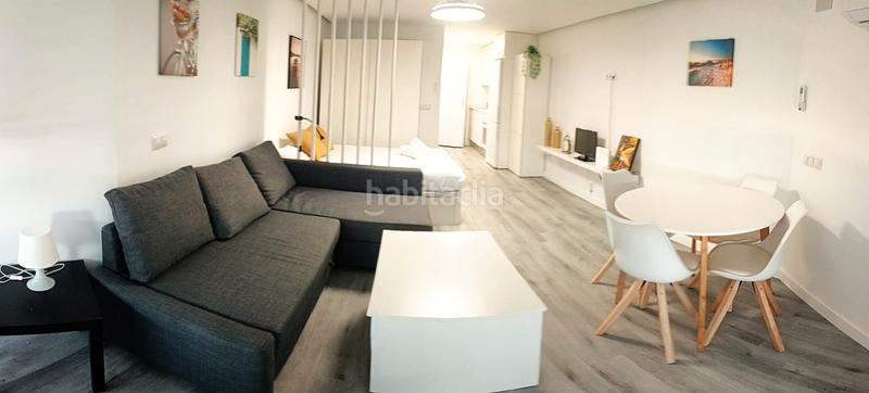 Foto 1557daa0-1f3f-4dea-873e-98cd416fc5ee. Miete studiowohnung in urbanización algaida 3 in Calahonda Mijas