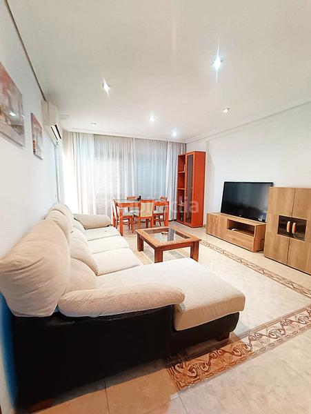 Foto 80ddc5df-c123-4f3e-8719-eba806d57bfe. Affitto appartamento in avenida del corregidor 2 in Córdoba