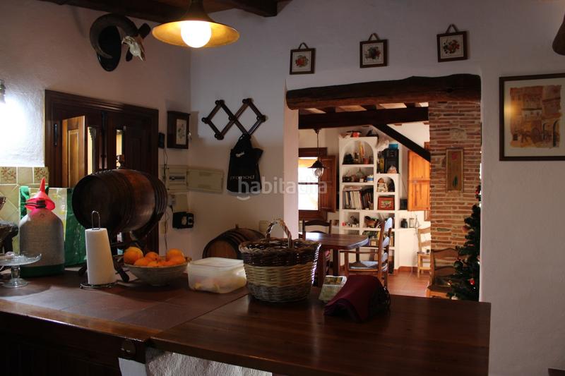 Foto 594c003d-aff2-4ebd-a597-5e137d9bd5ca. Maison avec parking dans Jubrique