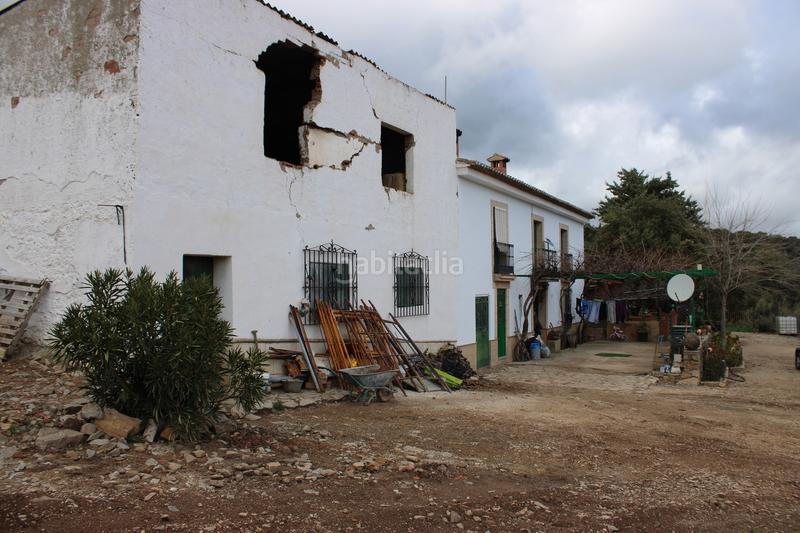 Foto 6d2ed61a-5830-43d1-83bc-a85ddf172b79. Casa amb aparcament piscina a Montejaque