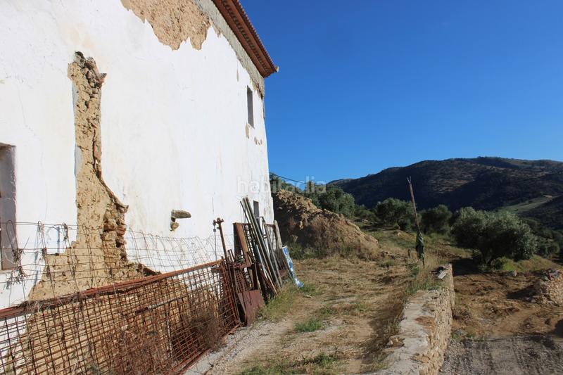 Foto 9b9d3856-9347-4c46-b805-cffaf8eabc1d. House with parking pool in La Ciudad Ronda