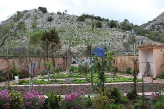 Casa  C. antonio machado, 1-9. Casa excepcional con vistas a las montañas y jardín privado cerc