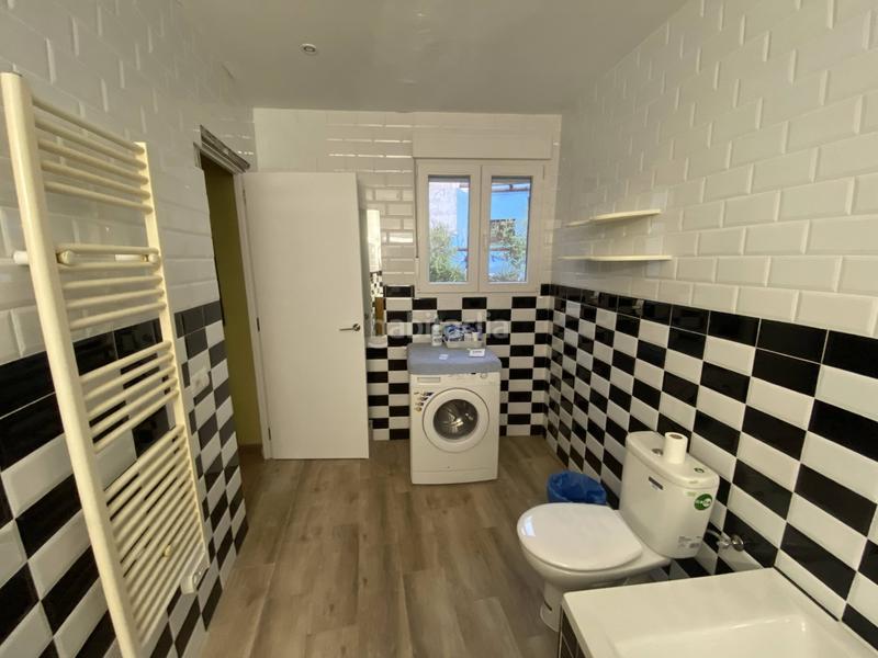 Foto 4a5b758d-5611-4df2-b2f5-af892897a282. Edificio in Júzcar