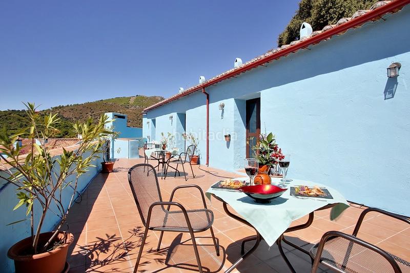 Foto ed864eac-35e1-4f1e-a328-775b4367d2ab. Edificio in Júzcar