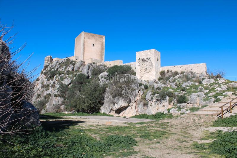 Foto 3e82d6a8-3679-4ead-8114-4e2f809ade6c. Maison jumelée dans calle nueva 33 dans Cañete la Real