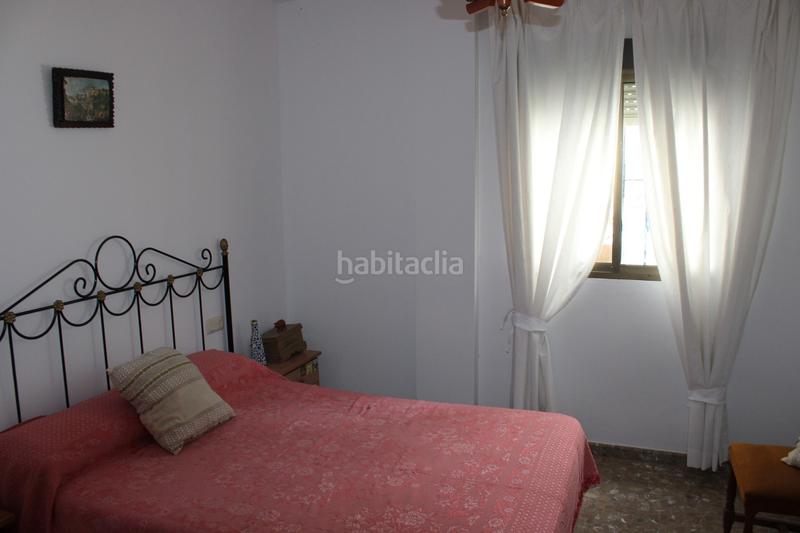 Foto fd339ac5-068c-430f-967a-ca680edceda4. Casa adossada a avenida europa 39 a Montejaque
