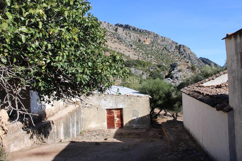 Foto 3cb4f41c-79eb-43c2-bcab-96a0523434ff. Casa propiedad en venta con un gran potencial propiedad con un gran potencial en la zona , a tan solo 15 minutos en coche de en Benaoján