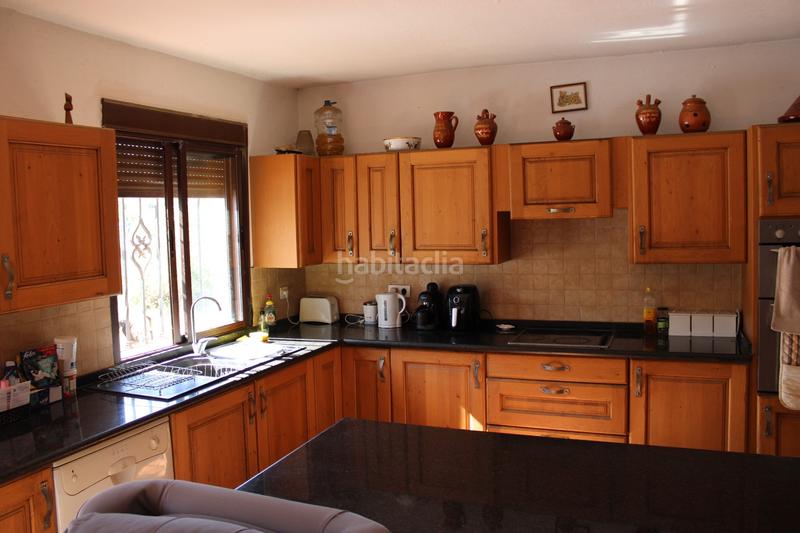 Foto c503aeb7-242a-4c3a-a724-db5d78fa1177. Casa excelente finca con impresionantes vistas y piscina privadabienvenido a esta excelente finca ubicada a poca distancia en coche del en Faraján