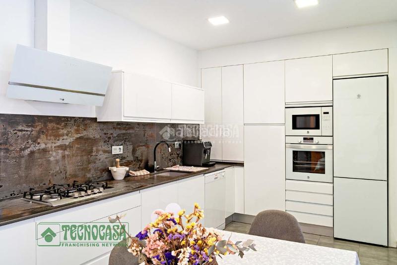 Foto b8422bdd-71fd-420d-a2ad-8e881d3ee692. Casa pareada casa en venta en Benahadux