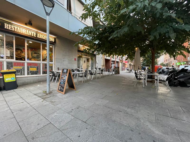 Foto bd1bc151-8fb6-44be-b721-44caba407b91. Traspaso local comercial restaurante, pizzería en traspaso en calle de sant lluís en Gavà