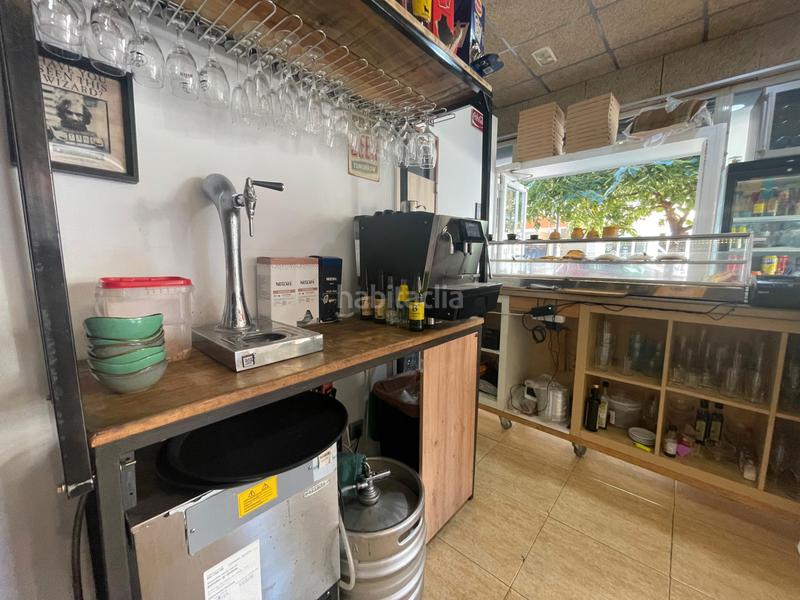 Foto fac78638-1a85-439f-951f-b550e7db3fab. Traspaso local comercial restaurante, pizzería en traspaso en calle de sant lluís en Gavà