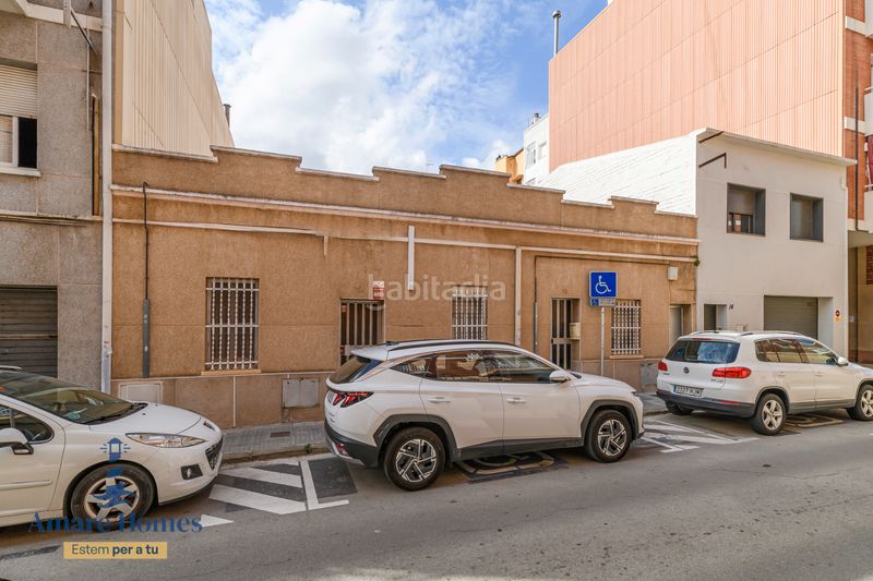Foto 65ac6c10-822c-42d7-bdb0-2233853eff7a. Casa adossada amb calefacció a Passeig Maragall Gavà