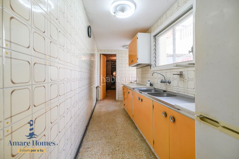 Foto 71b3827c-856c-43aa-95f2-d2d16793916a. Casa adossada amb calefacció a Passeig Maragall Gavà