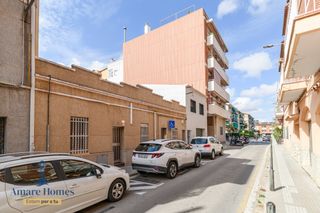 Maison à Passeig Maragall. Chalet adosado en venta en calle d'apel·les , gavà