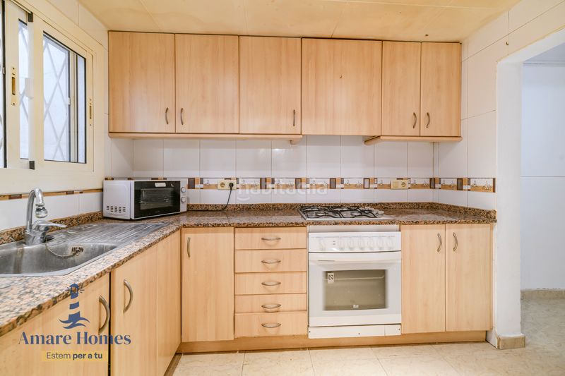 Foto 1f8e7bdb-2572-4858-b478-dbaa0d0ca78e. Casa adossada a Diagonal-Colomeres Gavà