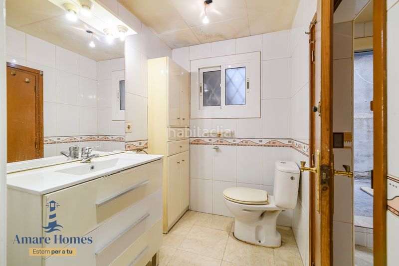 Foto a368ea62-f840-4221-a0e5-ea2f21ea605e. Casa adossada a Diagonal-Colomeres Gavà