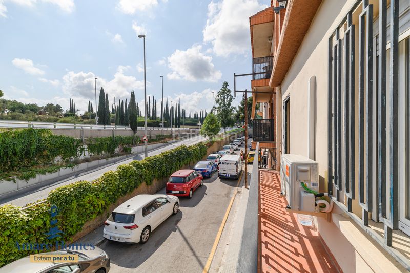 Foto 1ae8b214-c437-4230-9735-eb1fba14515f. Casa adossada a Passeig Maragall Gavà