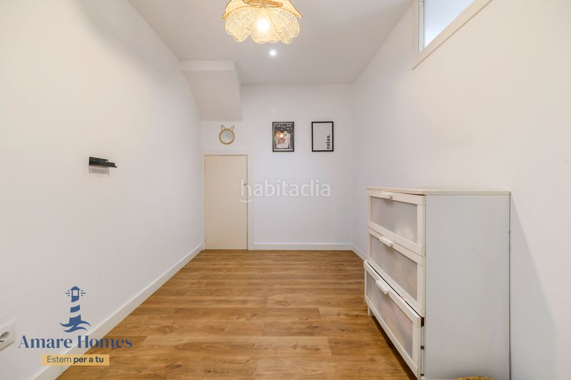 Foto 299b5c81-aa2d-4741-8115-12b2861d19f4. Casa adossada a Passeig Maragall Gavà
