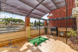 Reihenhaus  Carrer de joan carles i. ¡increible casa entre medianeras en calle joan carles i!