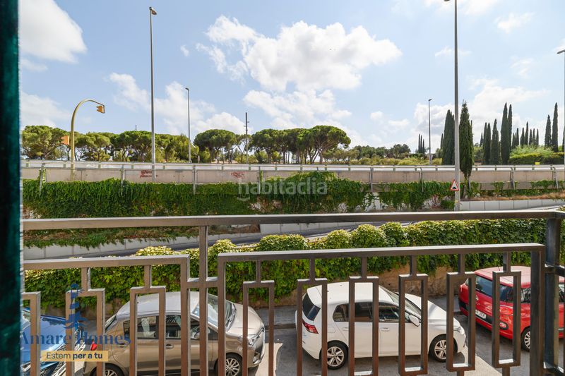 Foto 57fcf162-e466-459d-b397-0a8fa4ae16fc. Casa adossada a Passeig Maragall Gavà