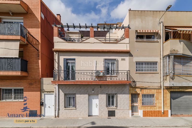 Foto 990ebac2-dd5b-454f-8704-342e089a4078. Casa adossada a Passeig Maragall Gavà