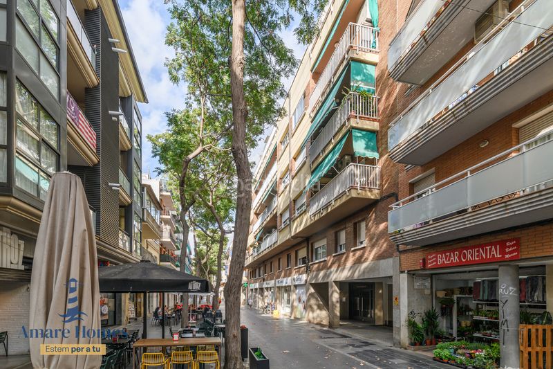Foto 03adc28d-dbb3-4957-b0d5-46fa613457d4. Àtic amb aparcament a Centre Castelldefels