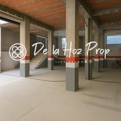 Geschäftsraum  Carrer de sant antoni maria claret. Local comercial grande superficie tarragona