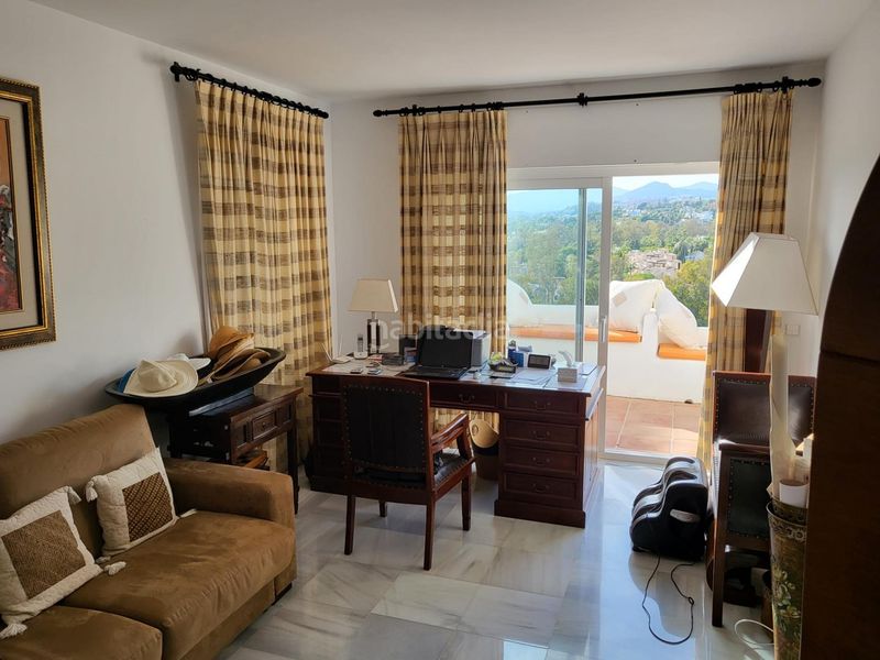 Foto 6f7f7476-fb95-4c49-9fbc-81d255f5d6b8. Xalet amb aparcament piscina a Aloha Marbella