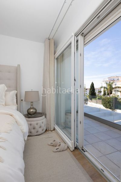 Foto 4a84d8e0-8b50-4d85-898c-24e95d0dd9cb. Casa aparellada amb aparcament piscina a Calahonda Mijas