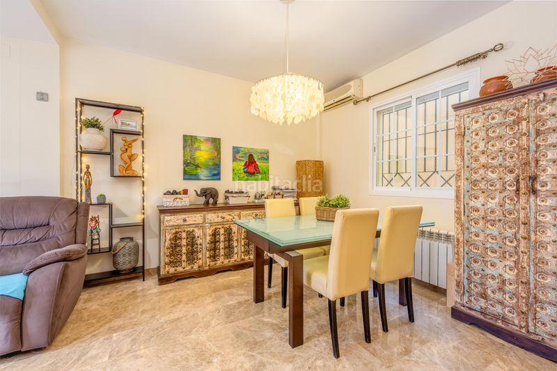 Foto a0050616-b86e-4838-b0c4-8691368d4bbb. Casa aparellada amb aparcament piscina a Nueva Torrequebrada Benalmádena