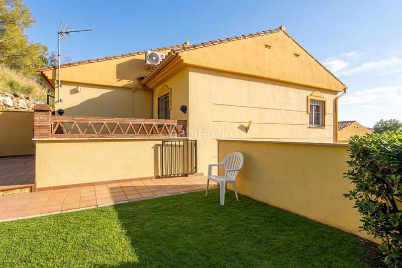 Foto ab70036a-078c-4941-922f-83dcdd34af97. Casa aparellada amb aparcament piscina a Nueva Torrequebrada Benalmádena