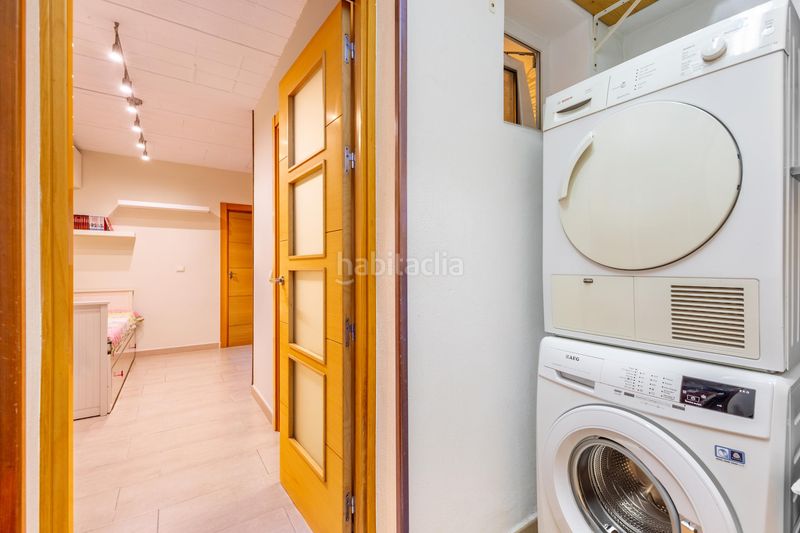Foto ba45477e-15d8-48f5-80b0-66551b9fcebb. Casa aparellada amb calefacció aparcament piscina a Benalmádena