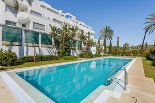 Apartament  C. valle de somiedo, 1. Apartamento en venta en la cala de mijas con jardín privado y li