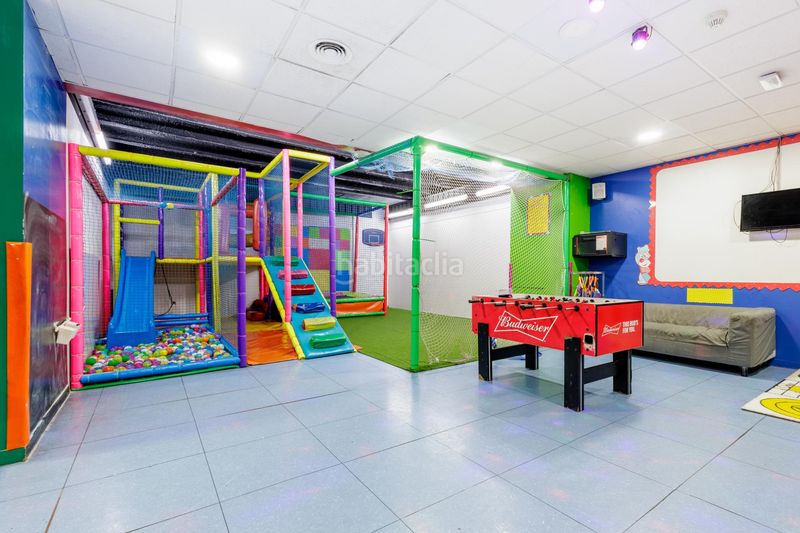 Foto c4a96ac3-114e-4054-814d-e0bb6d22773b. Nau industrial a Distrito Zeta - Recinto Ferial Cortijo de Torres Málaga