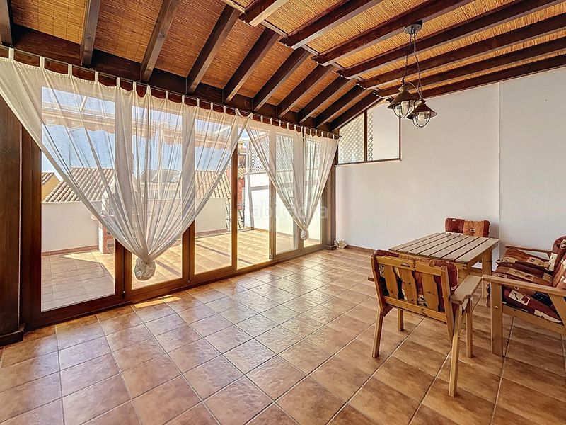 Foto a2d5da9f-b09b-408c-9737-433bb5c1b2ae. Casa adossada amb calefacció aparcament a Los Pacos Fuengirola