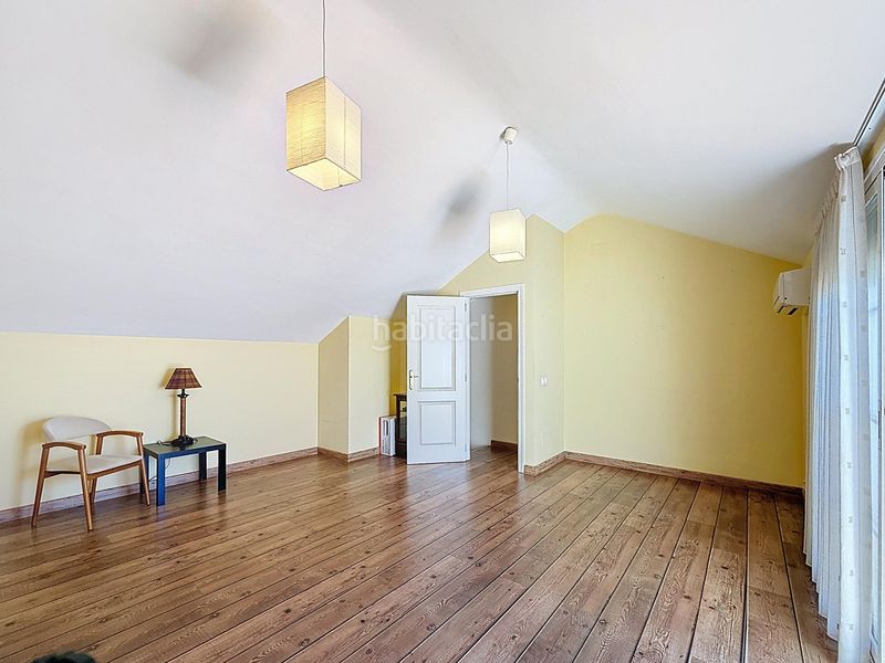 Foto ca109918-0224-4e3c-945c-55dd1a646b0c. Casa adossada amb calefacció aparcament a Los Pacos Fuengirola