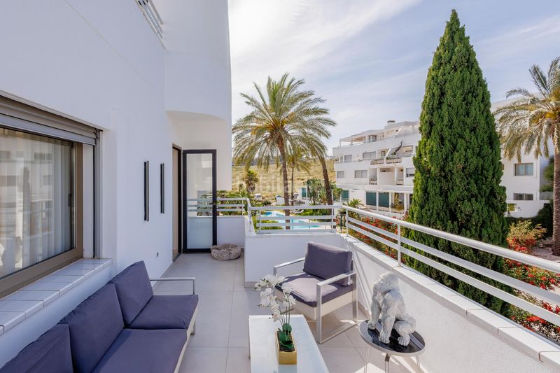 Foto b3ee221e-fb95-490f-876b-6eb6fabad6fc. Àtic amb calefacció aparcament piscina a la cala Mijas Mijas