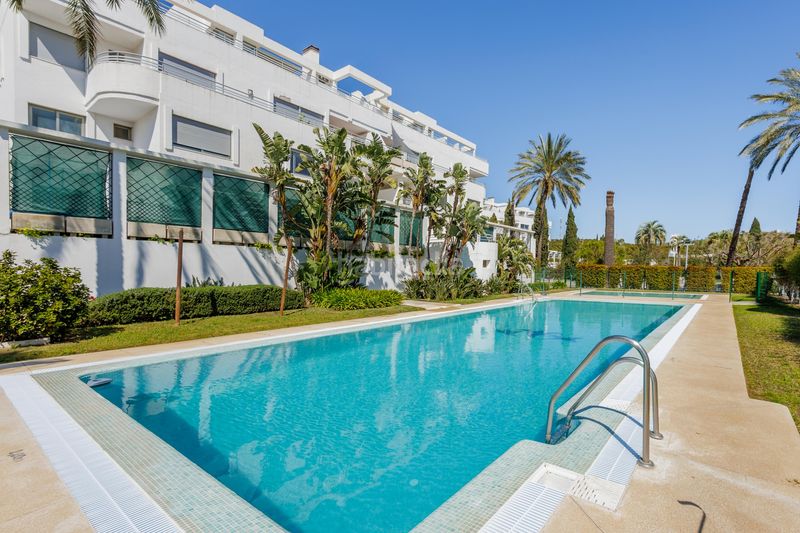 Foto cafb8df4-e4f3-47fd-9257-d4efdb40f03e. Àtic amb calefacció aparcament piscina a la cala Mijas Mijas