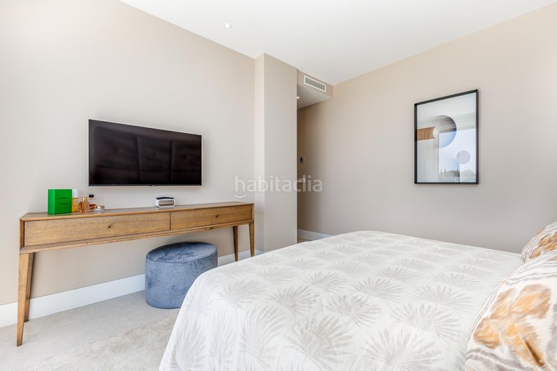 Foto 27d992ea-005b-49ff-b59d-e0ec04016efd. Apartament amb calefacció aparcament piscina a La Quinta Benahavís