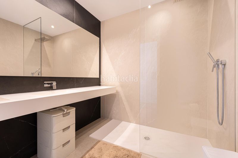 Foto dbac4dd0-438f-44d6-8262-9e706cdd6a43. Apartament amb calefacció aparcament piscina a La Quinta Benahavís