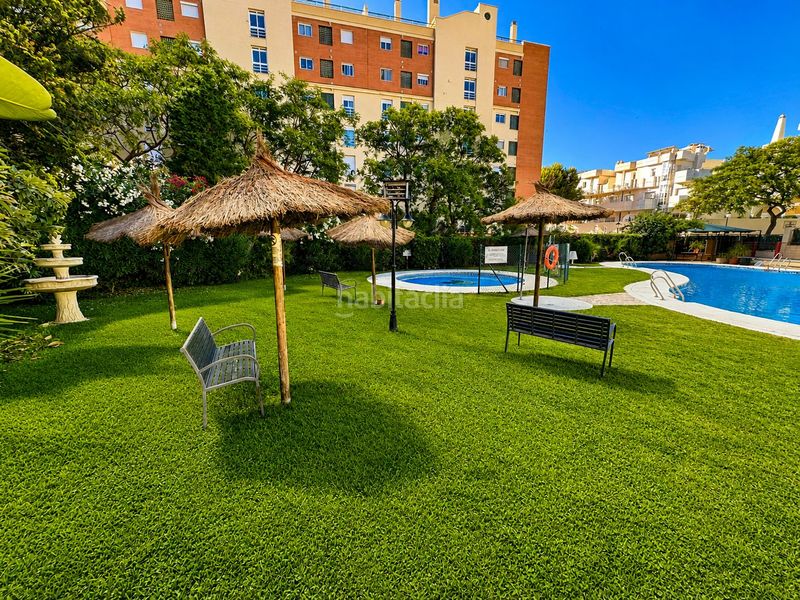 Foto 57a8a51f-3c7b-4711-814b-794b7cce2679. Apartament amb aparcament piscina a Torreblanca del Sol Fuengirola