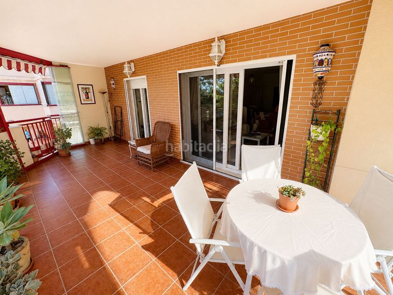 Foto 5eaabe8b-9af3-4676-b86d-b5481490809e. Apartament amb aparcament piscina a Torreblanca del Sol Fuengirola