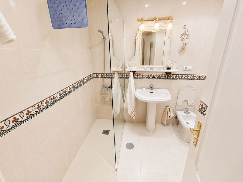 Foto 8c590b86-56af-4227-88f1-764d4f9f4acd. Apartament amb aparcament piscina a Torreblanca del Sol Fuengirola