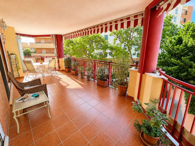 Foto 9e953046-a2ca-497e-a78d-a65068825109. Apartament amb aparcament piscina a Torreblanca del Sol Fuengirola