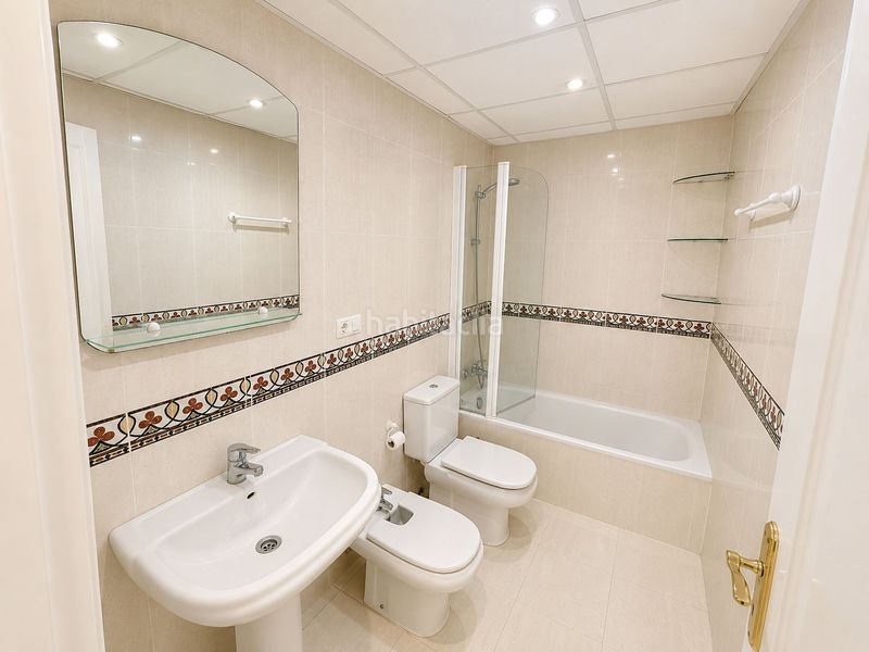 Foto cbea7ed0-8969-4047-aafa-d66fb545c6d6. Apartament amb aparcament piscina a Torreblanca del Sol Fuengirola