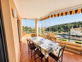 Apartament  1 calle doña #planta 1. Fantástico piso  en venta de 2 dormitorios con vistas al mar y p