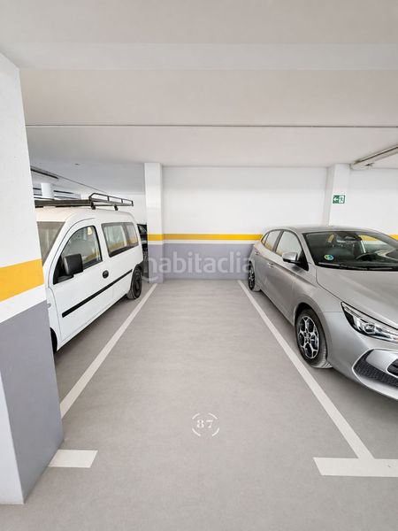 Foto 23cc40e5-2203-4409-85b7-aa10a400ade9. Apartament amb aparcament piscina a Los Pacos Fuengirola