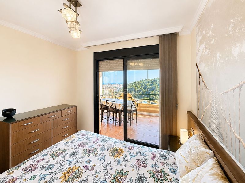 Foto 44b2a9db-4207-4aa1-a452-600a57241e82. Apartament amb aparcament piscina a Los Pacos Fuengirola