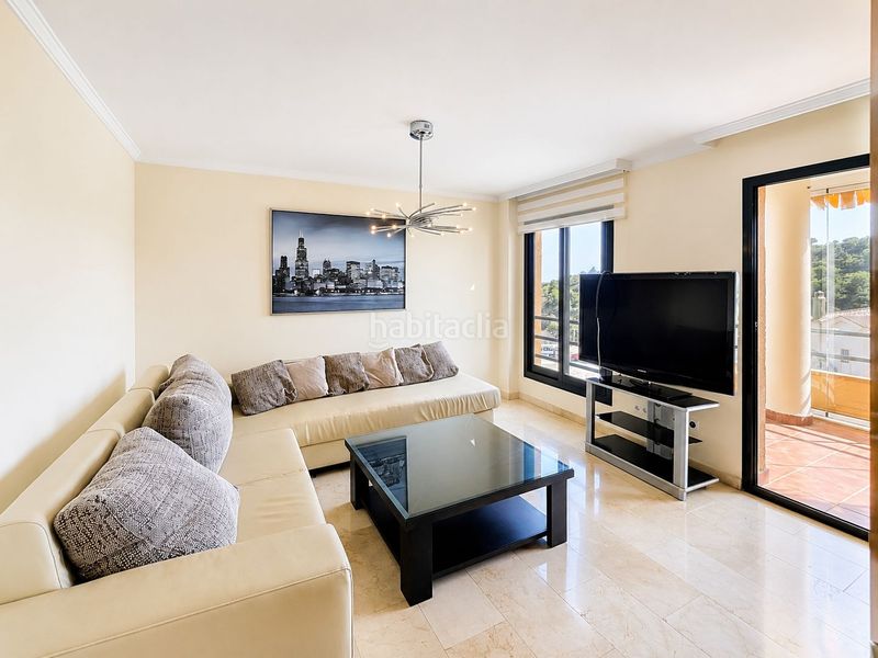 Foto deb5a78b-f142-4a31-b32e-3174991f1681. Apartament amb aparcament piscina a Los Pacos Fuengirola