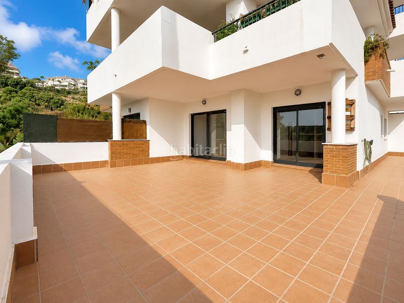 Foto 48bb15fc-0ed5-406a-b0f3-e4f386ad6823. Apartament amb calefacció aparcament piscina a Mijas golf Mijas